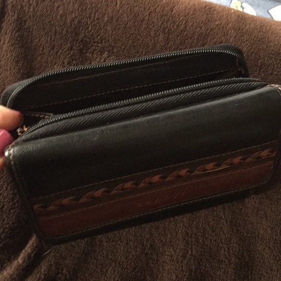 Wallet NWOT - Picture 4 of 6